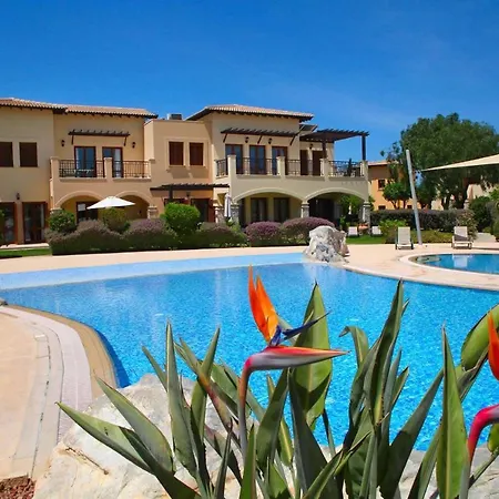 Theseus Village Be02 *