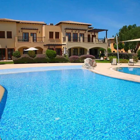 Theseus Village Be02 *